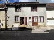 Maison à LONS-LE-SAUNIER