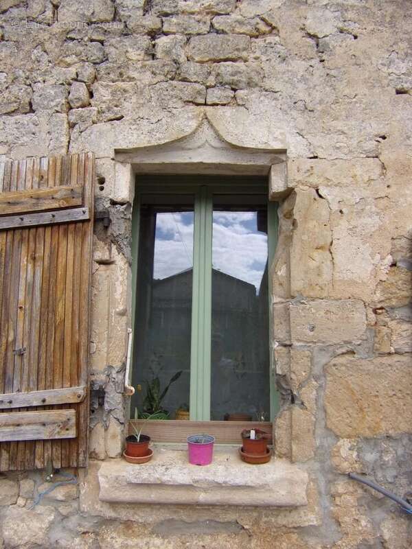 Maison à SAINT-GENARD