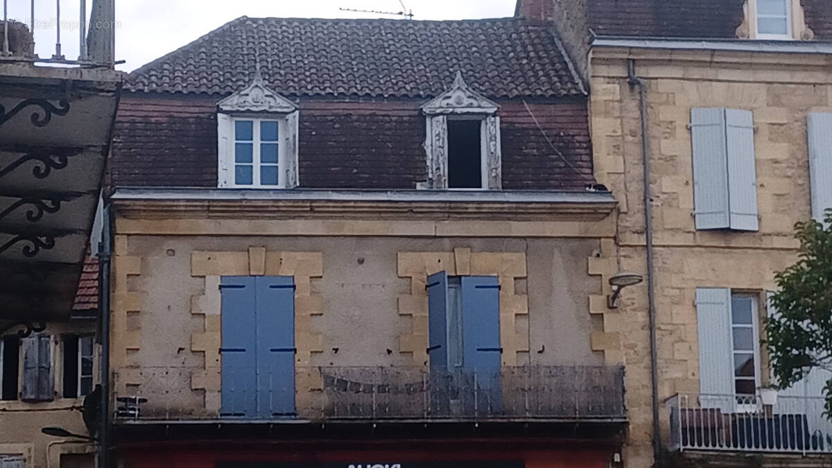 Appartement à SARLAT-LA-CANEDA