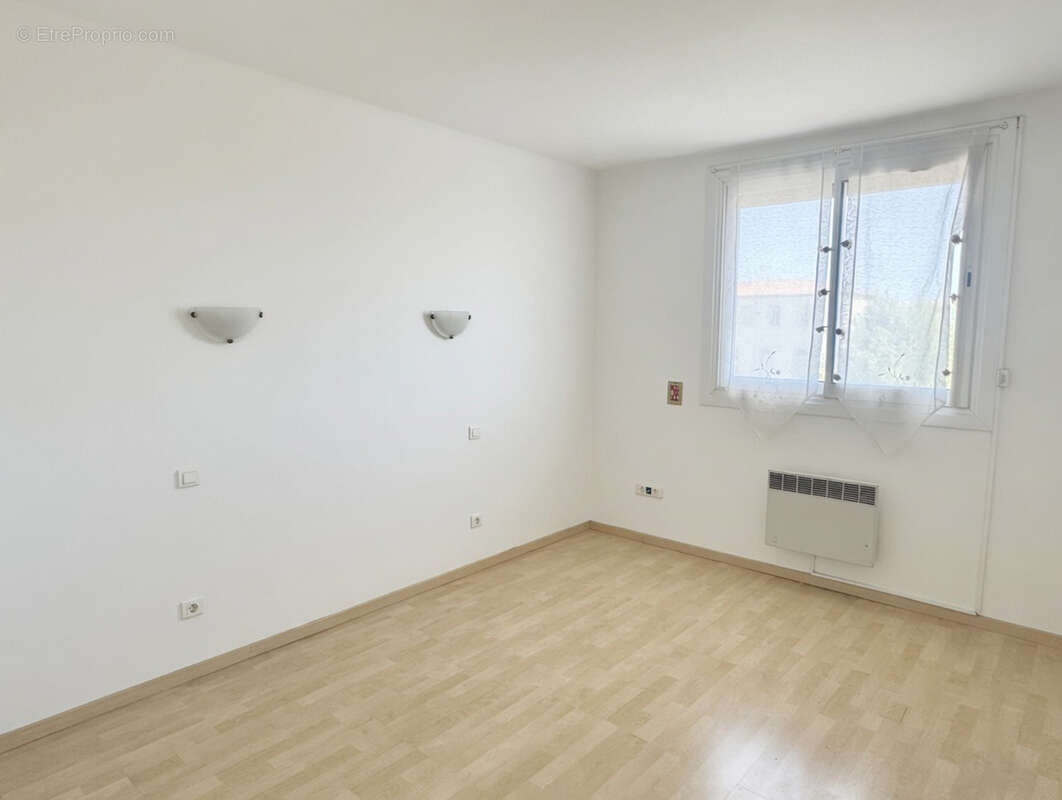 Appartement Sète  quartier théâtre 3 pièce(s) 70 m2 avec grand balcon et ascenseur - photo 4
