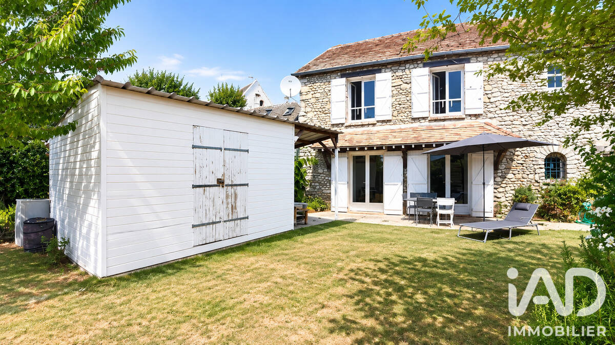 Photo 1 - Maison à BRIERES-LES-SCELLES