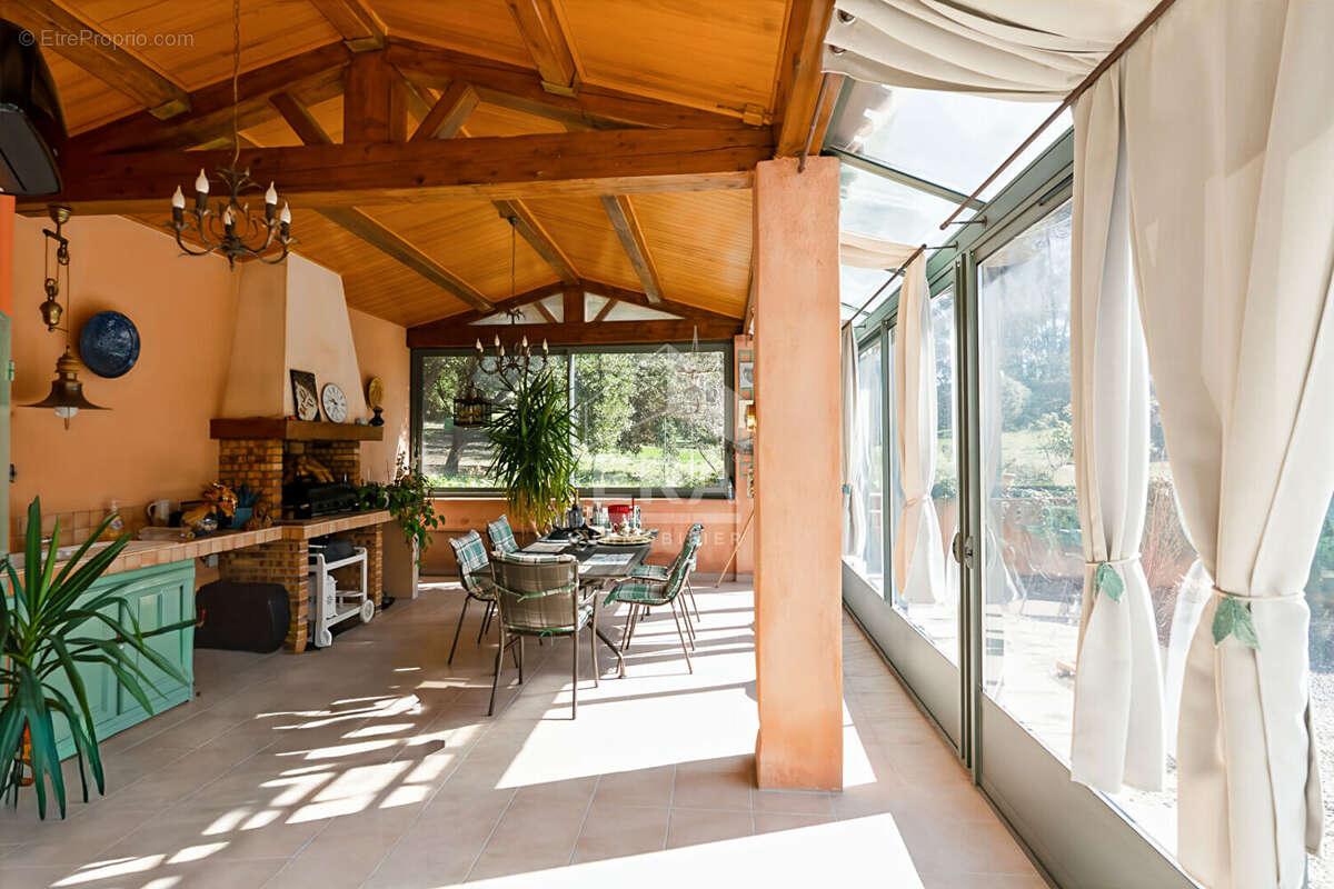 Maison à CABRIES