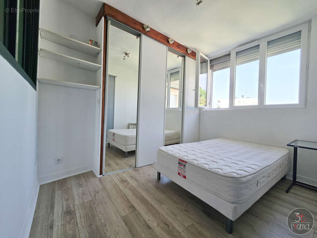 Appartement à FONTENAY-SOUS-BOIS