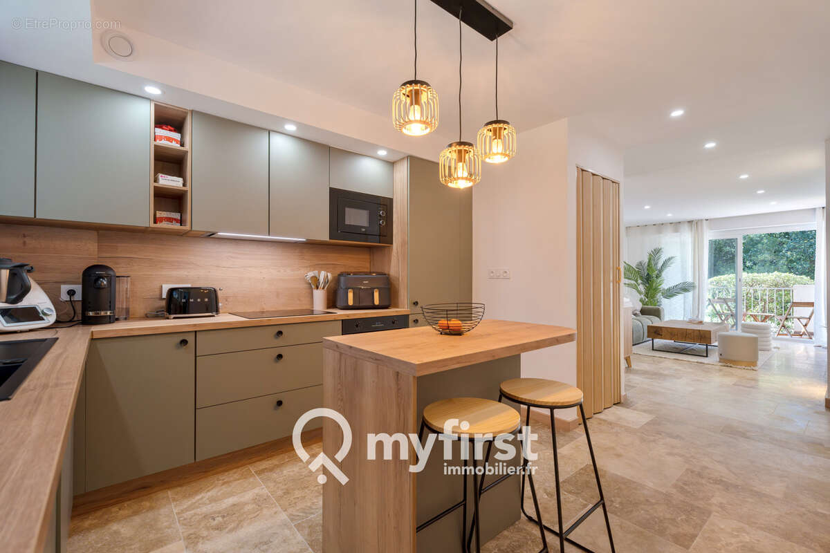 Appartement contemporain avec piscine et tennis. - photo 12