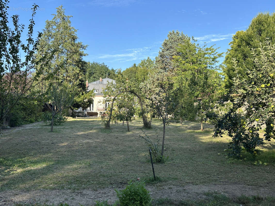 Maison à CLOYES-SUR-LE-LOIR