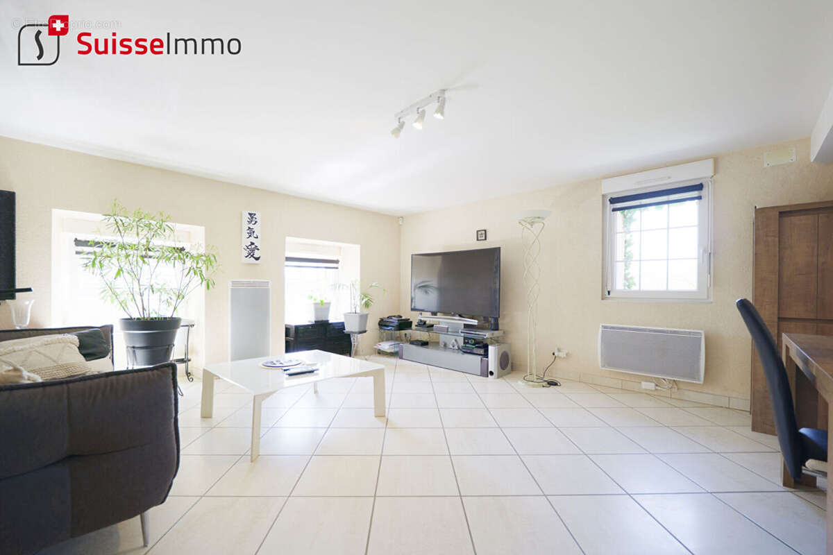 Appartement à DENNEY