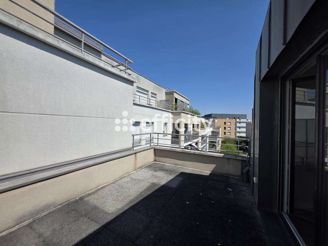Appartement à CHATILLON