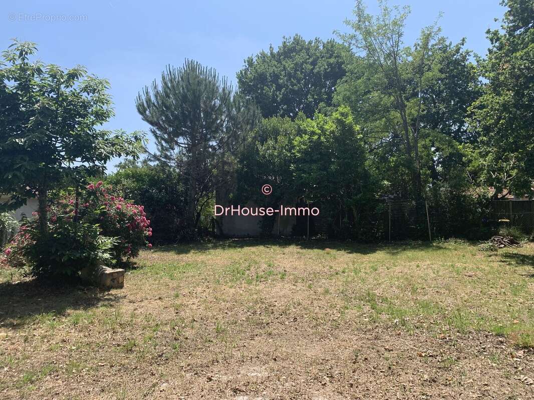 Terrain à ANDERNOS-LES-BAINS