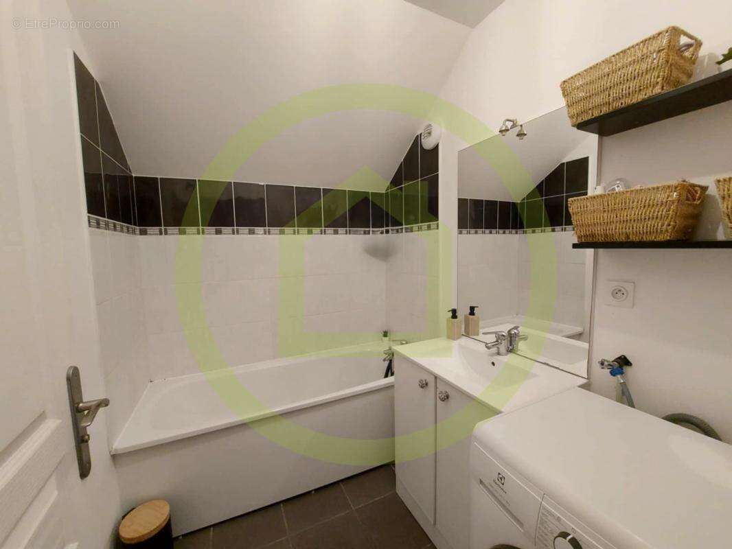 Appartement à LOUVROIL