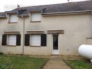 Maison à COURTILLERS