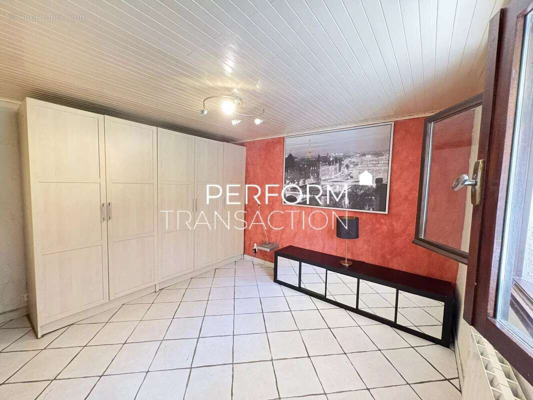 Maison à ECHIROLLES