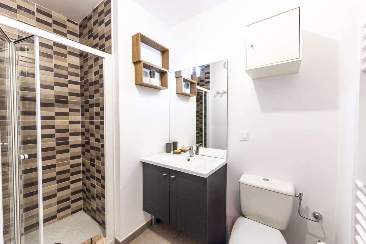 Appartement à MANDELIEU-LA-NAPOULE