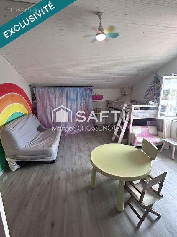 Maison 115 m² à Saint-Hilaire-De-Villefranche  - photo 8