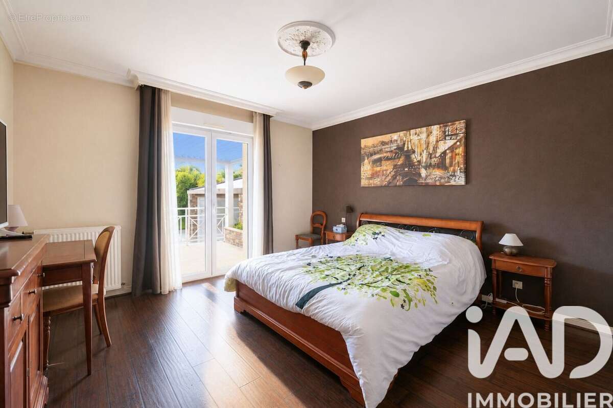 Photo 9 - Maison à YVRE-L'EVEQUE