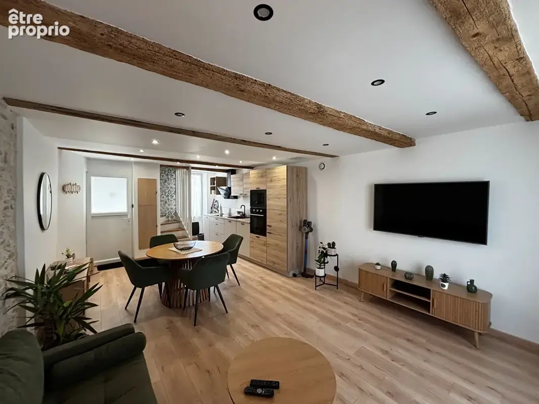 CHARME & AUTHENTICITÉ - Maison rénovée au coeur du centre historique - photo 3