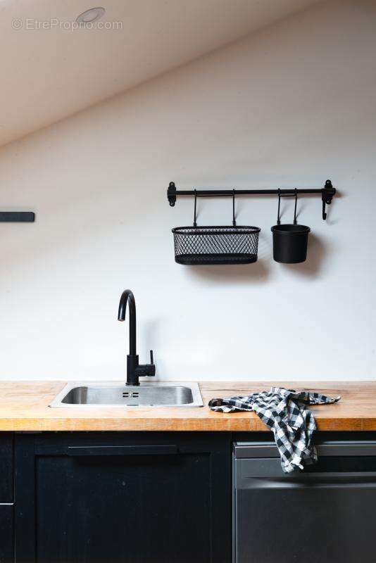 Appartement à PARIS-20E