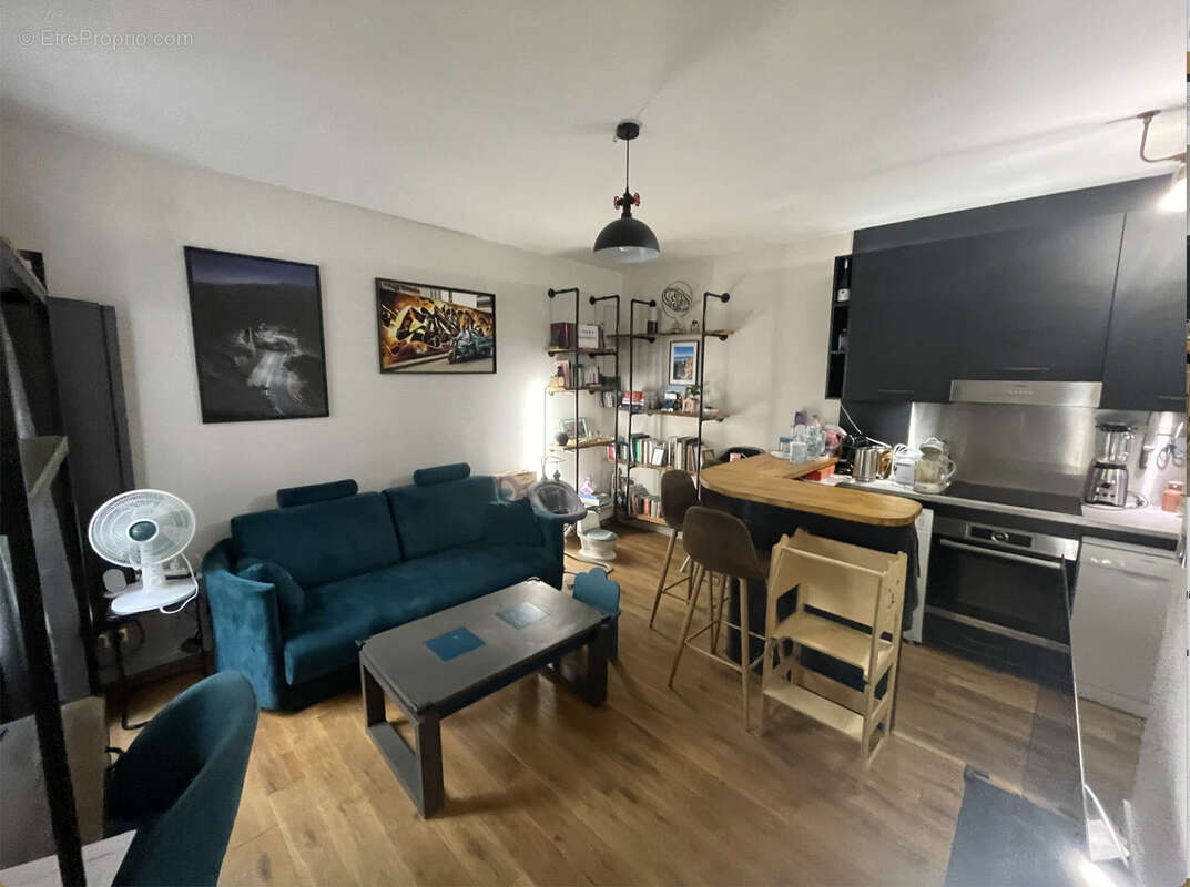 Appartement à PARIS-11E