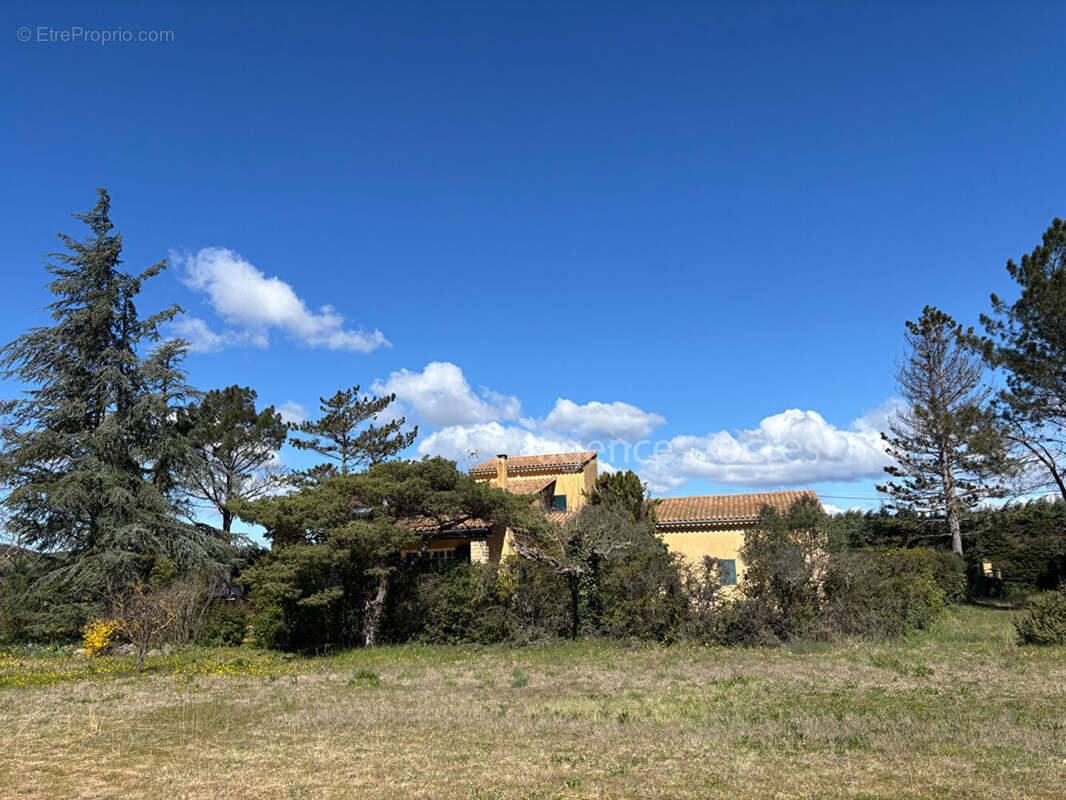 Maison à ROUSSILLON