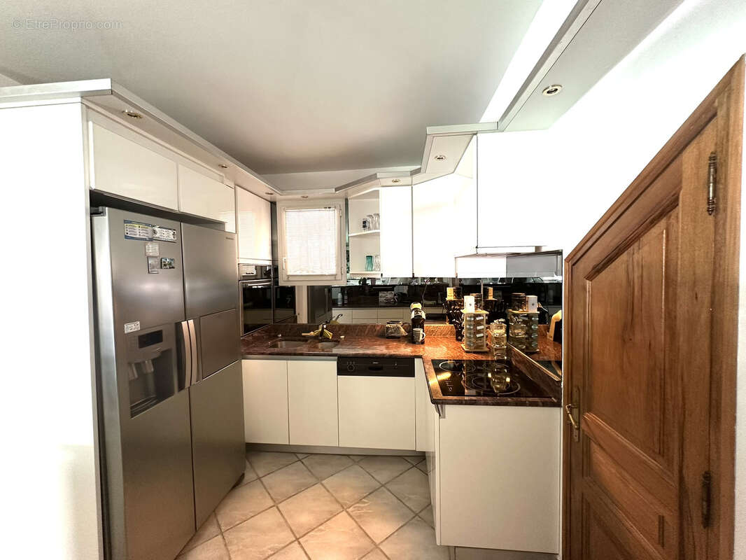 Villa d'exception 7 pieces de 192 m2 avec piscine a toit ouvrant a puget-sur-argens - photo 4
