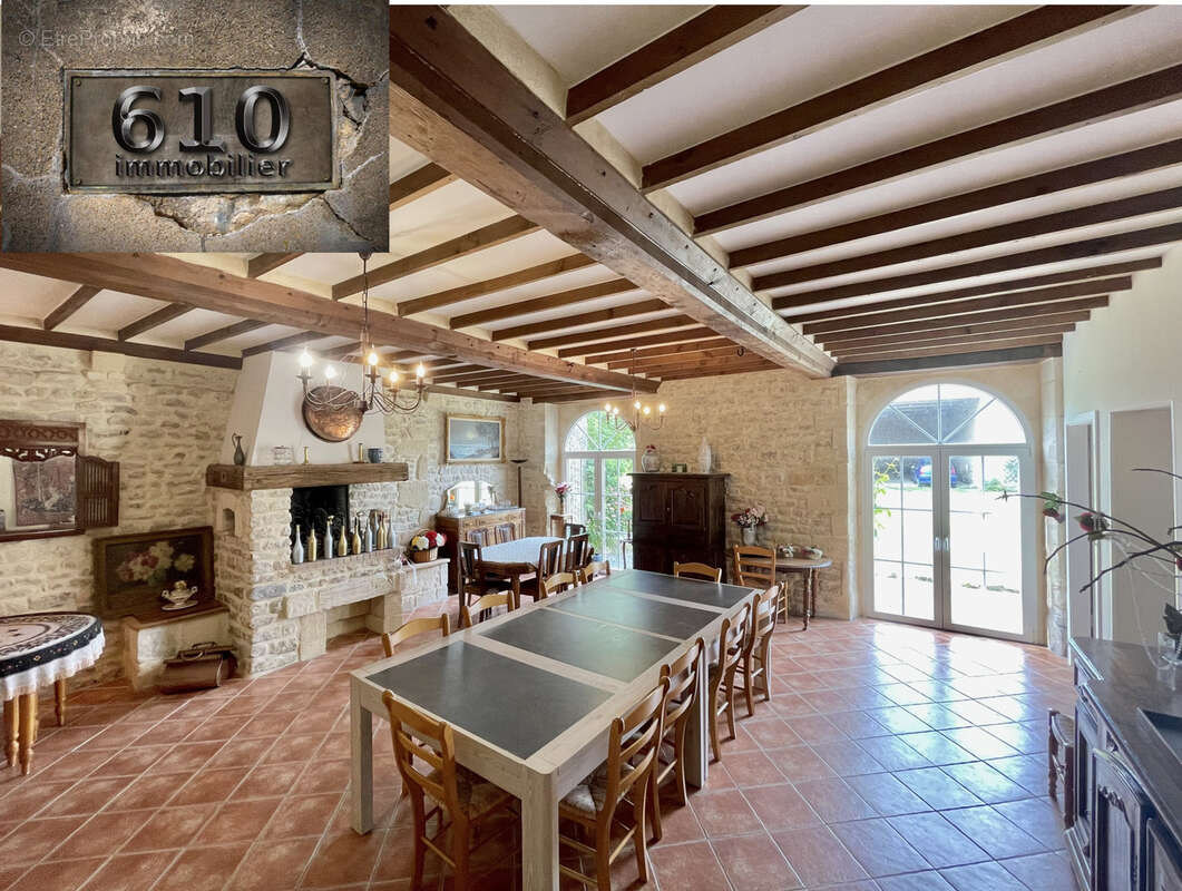 Maison à SAINT-PIERRE-DU-MONT