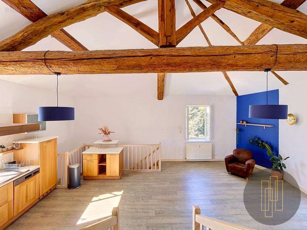Maison en pierres dorées - 4 chambres avec jardin privatif - photo 4