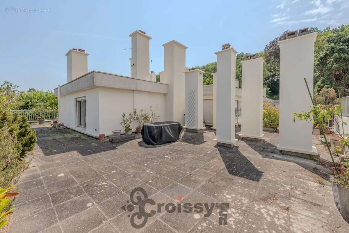 Appartement à BOUGIVAL