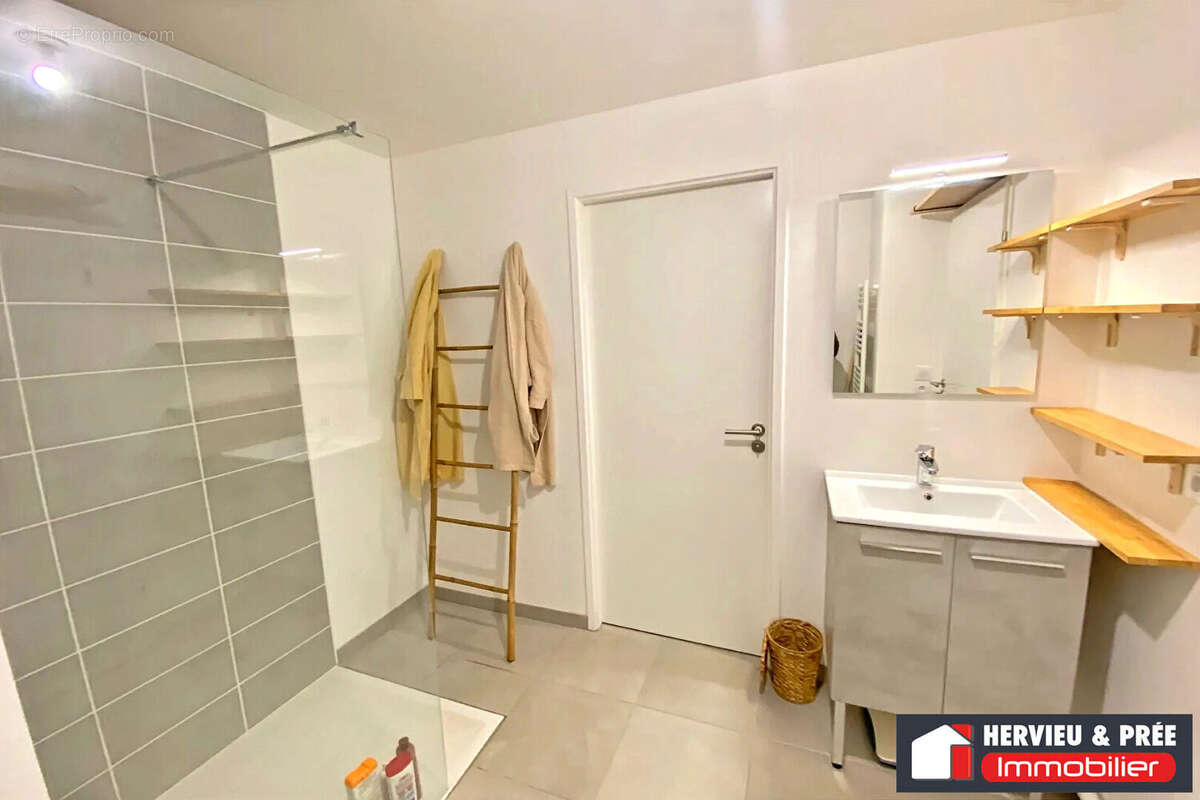 Appartement Lumineux RDC avec Balcon - Résidence Clos des Paons -Centre-ville de Luc-sur-Mer - photo 5