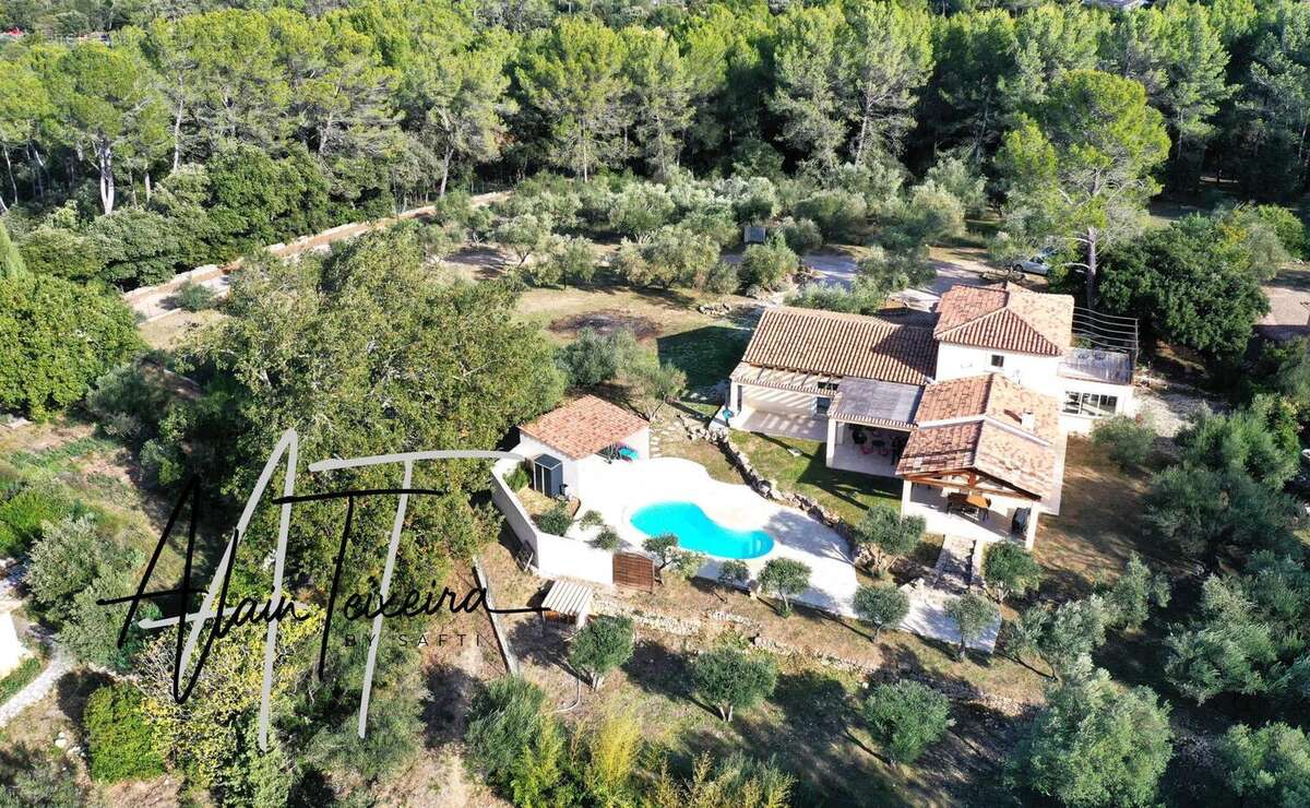 Photo 2 - Maison à TARADEAU