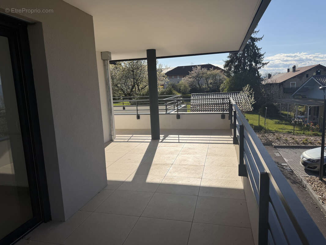 Appartement à EVIAN-LES-BAINS