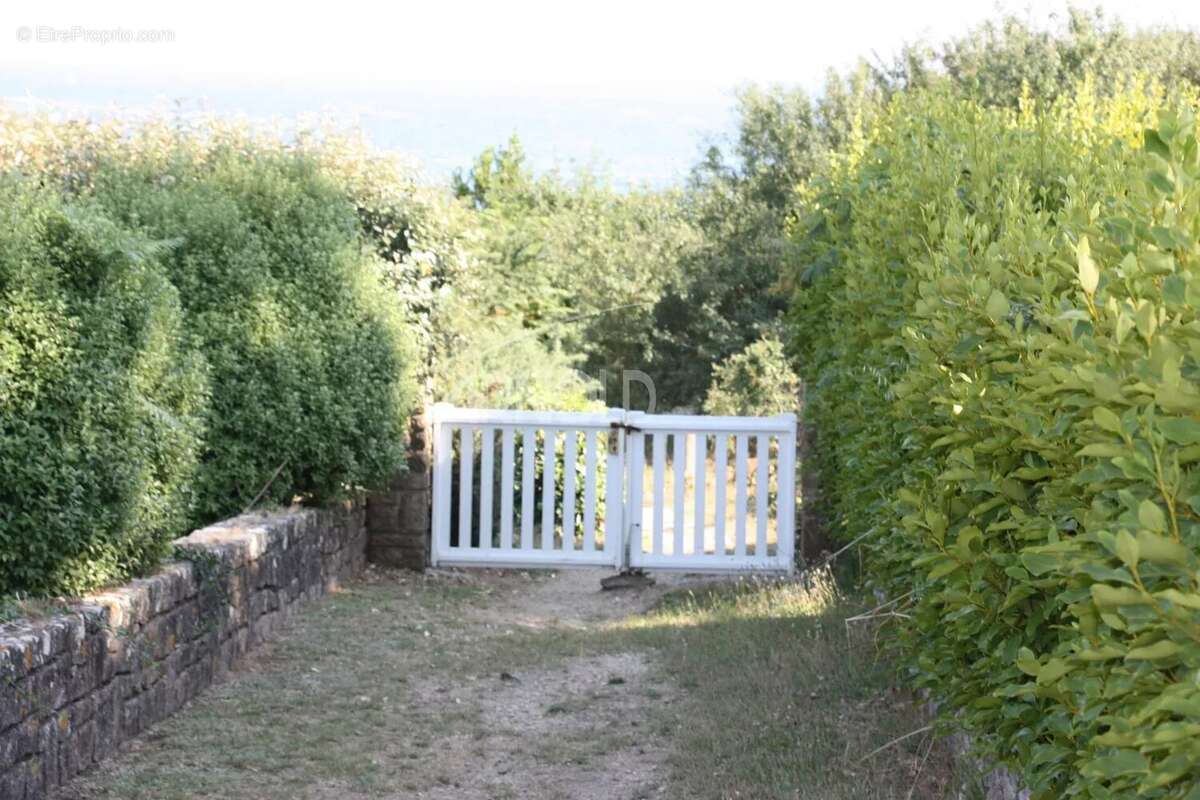 Maison à ARZON