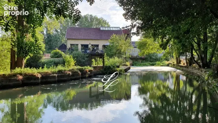 312 m² à Souligne-Sous-Ballon  - photo 3020