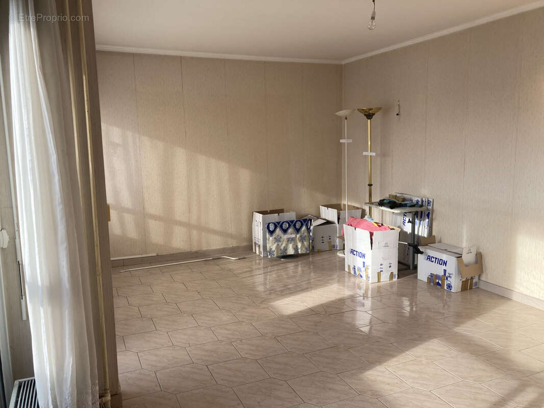 Appartement à SARCELLES