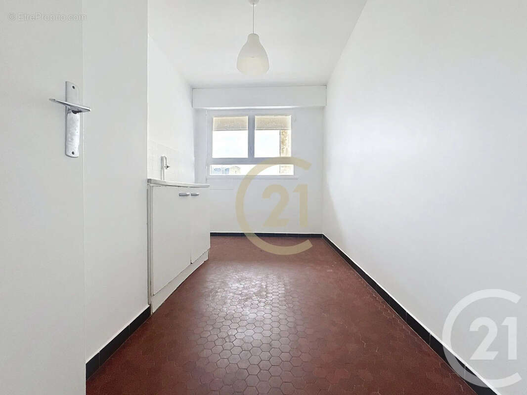 Appartement à PARIS-20E