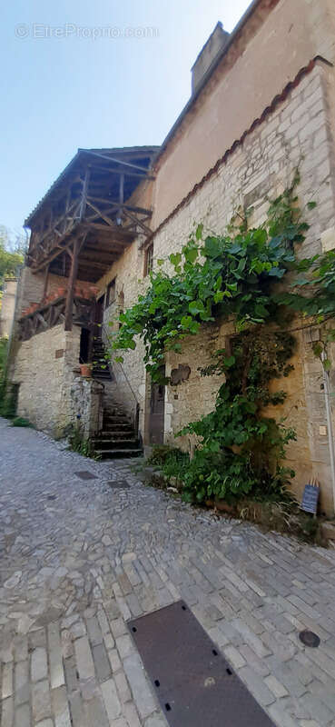 Maison à SAINT-CIRQ-LAPOPIE