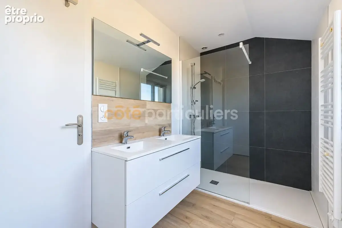 Sainte-foy -- maison familiale -- 176 m² habitables -- 5 chambres -- jardin -- double  garage - photo 11