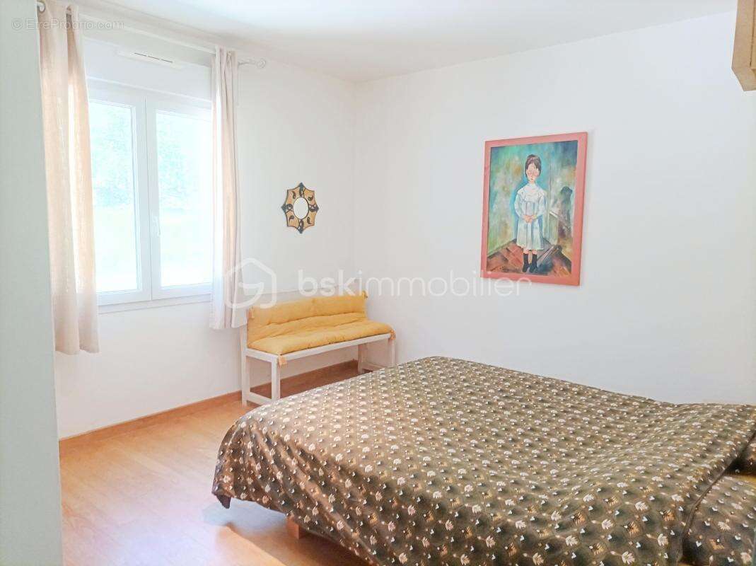  Maison à vendre à Salviac – Vue dominante, piscine, dépendances et terrain de 9 529 m² - photo 11