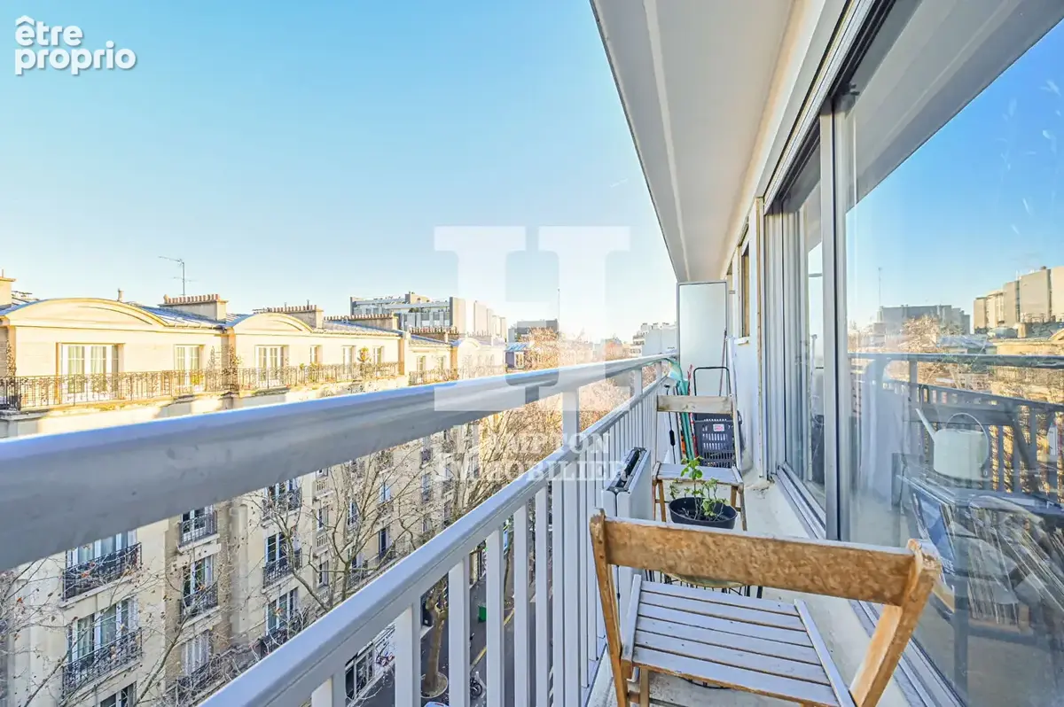 Buttes Chaumont / Rue Manin. Appartement type 5 pièces 97.26 m2 avec deux balcons - photo 3