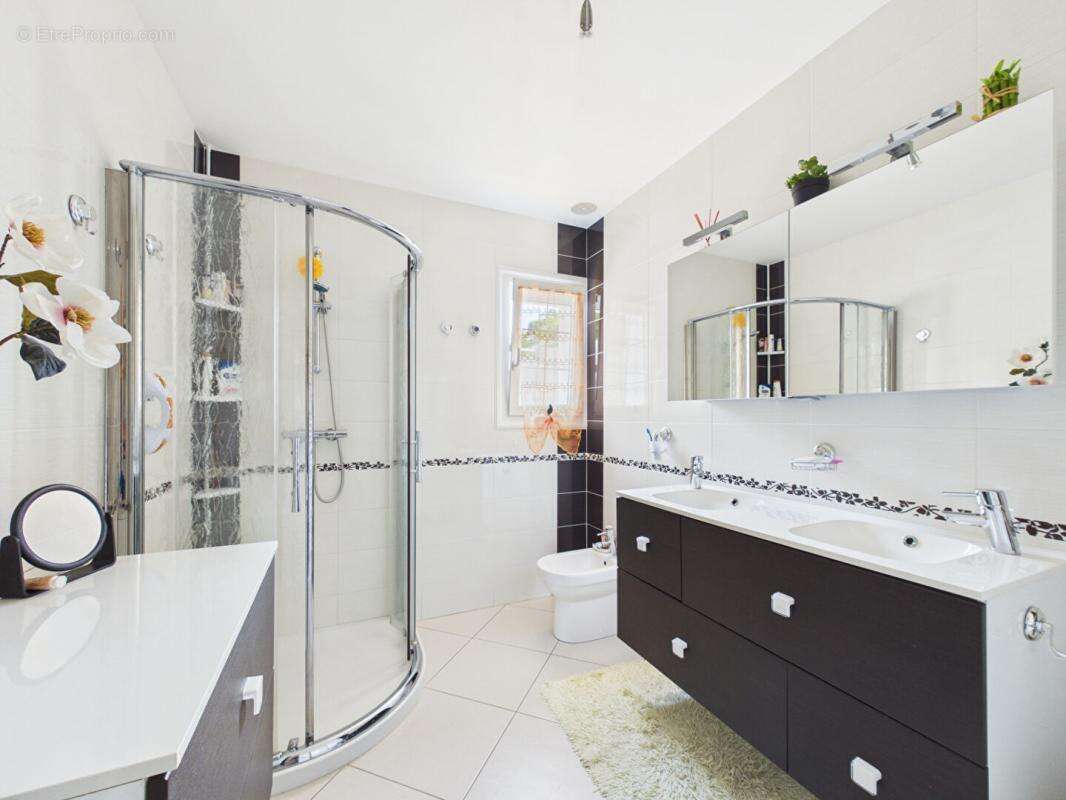 Maison Montamise 4 pièce(s) 105 m2 - photo 8