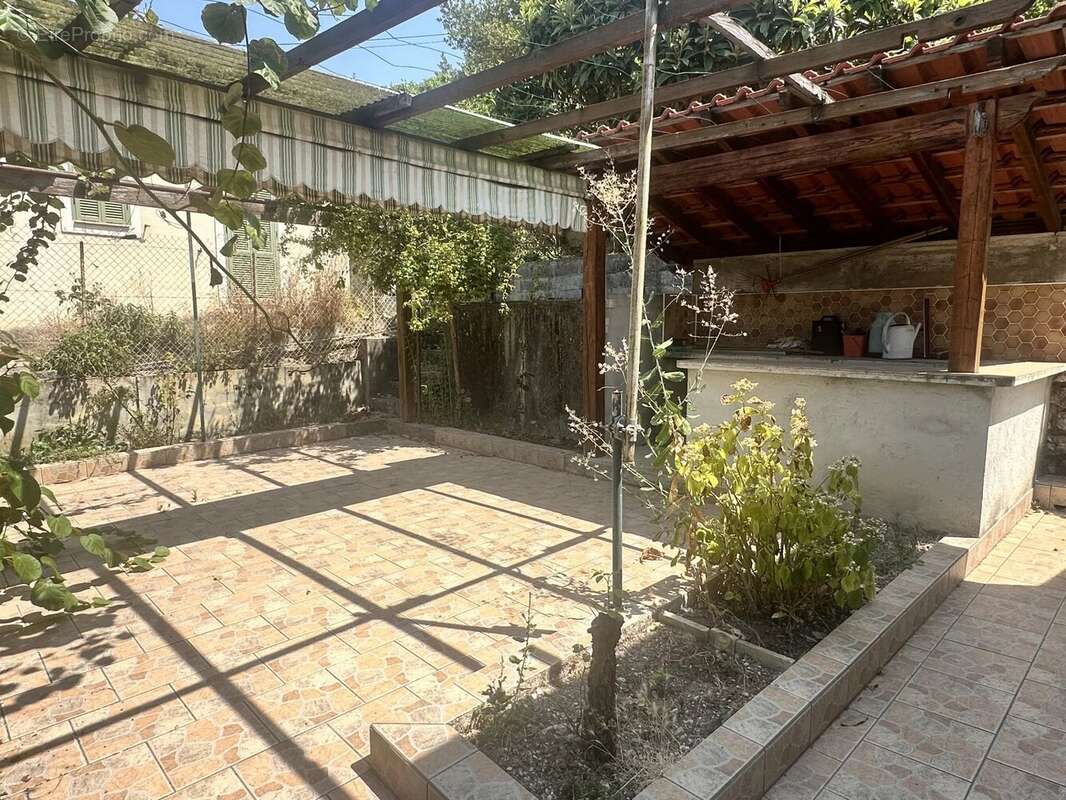 Exclusivité - Maison - photo 10