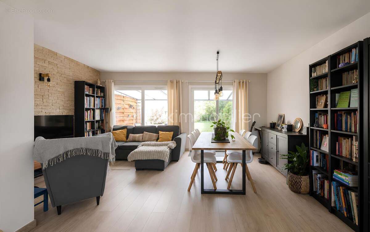 Maison à SAULX-LES-CHARTREUX