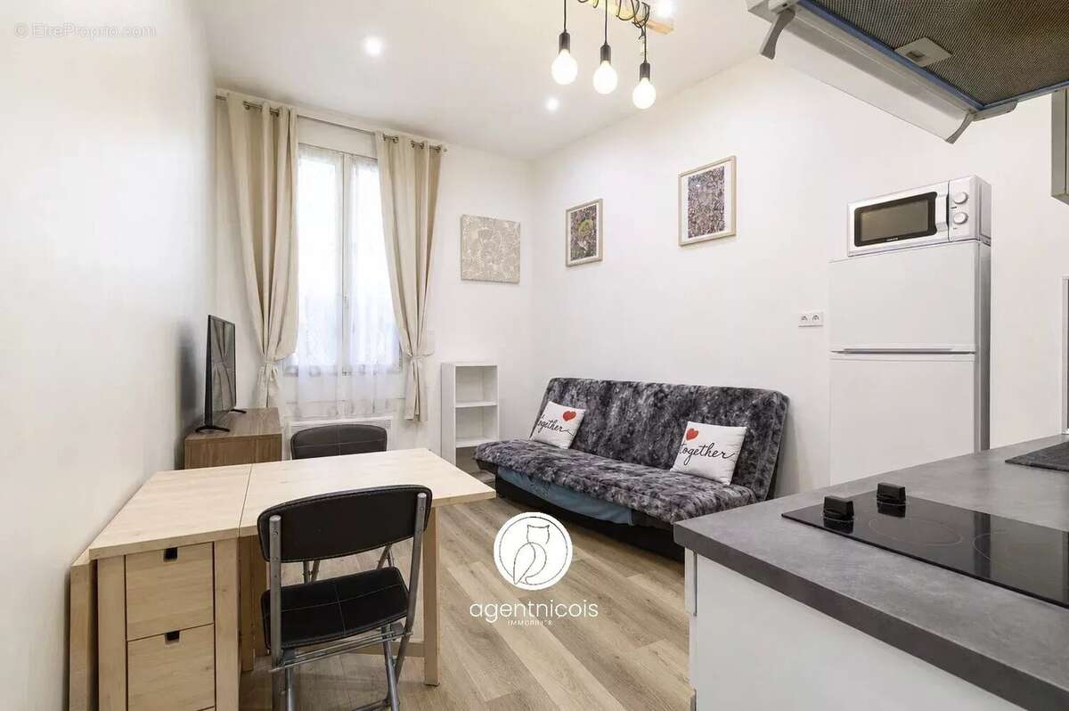 Nice // Centre-Ville : 2 pièces / Bon état / Investissement locatif - photo 2