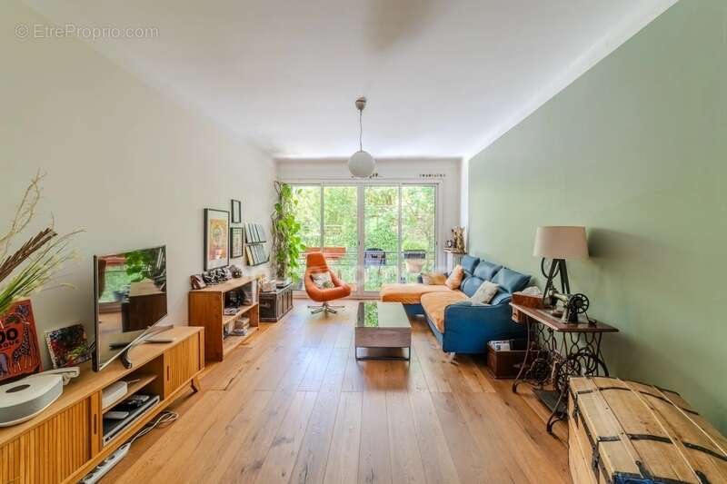 69004 Lyon – appartement lumineux - 4 pièces - 2 chambres - toit-terrasse -proximité commodités – 15 minutes du parc de la Tête  - photo 2