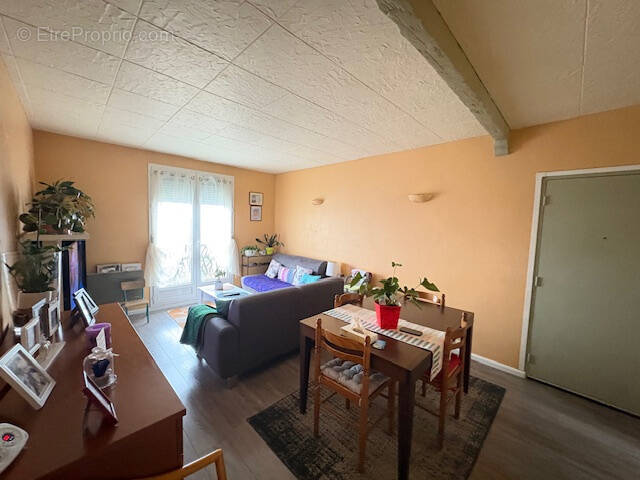 Appartement à NEUILLY-PLAISANCE