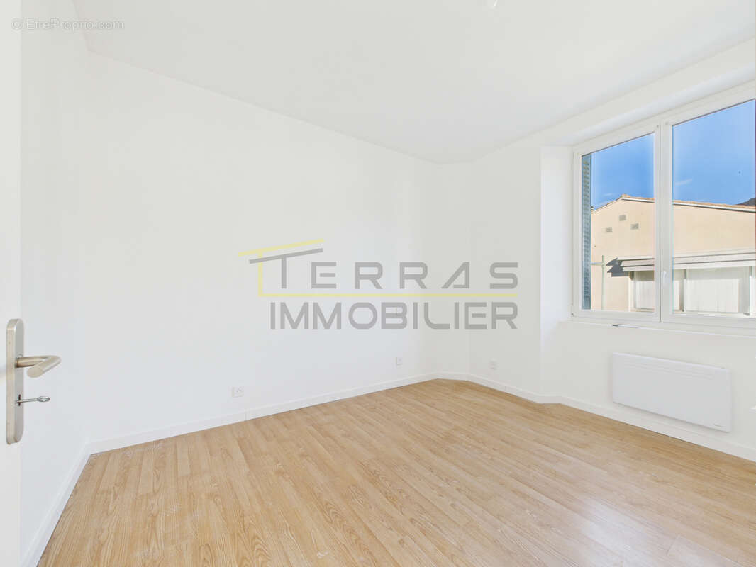 Appartement à NYONS