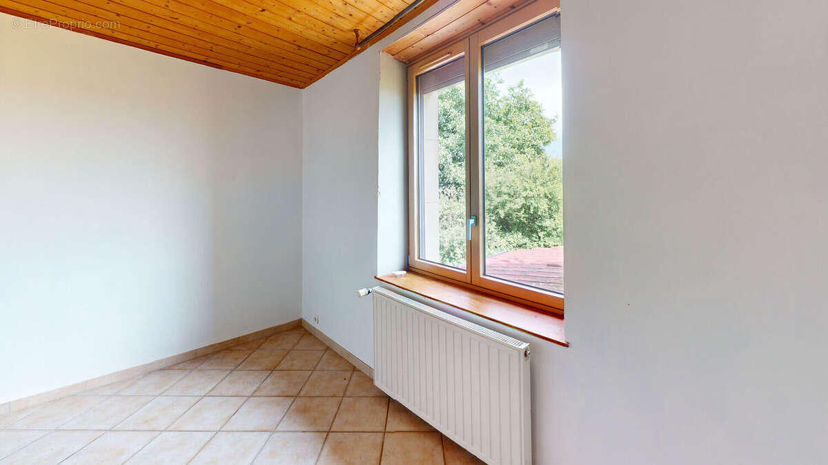Maison à L'HOPITAL-DU-GROSBOIS