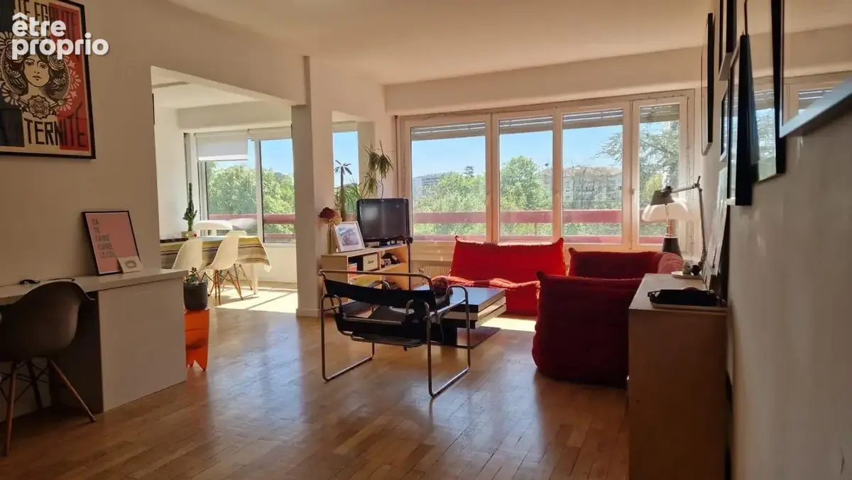 Rue de Margnolles, T4 de 88 m² dans un immeuble bien entretenu - photo 2