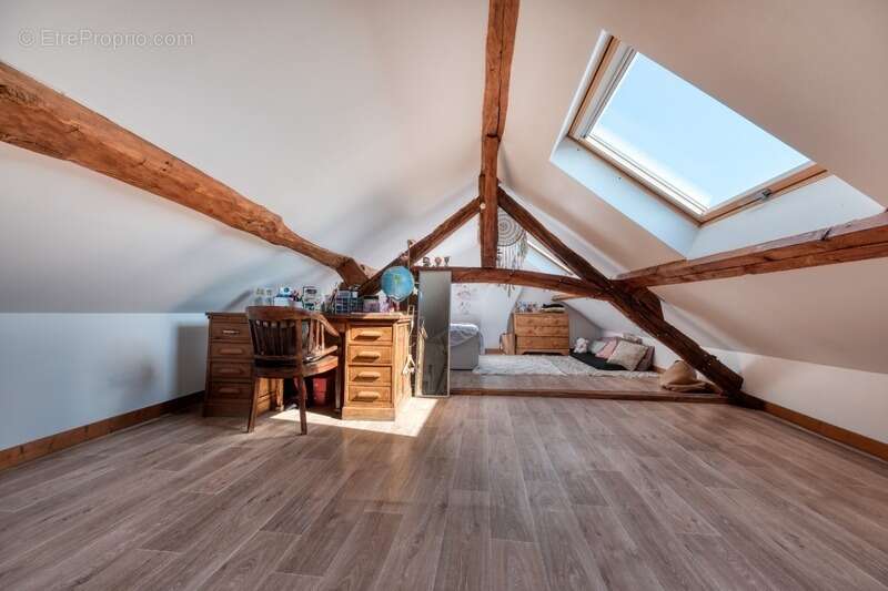 EXCLUSIVITE - Dpt Yvelines (78), à vendre à SAULX-MARCHAIS, Maison de caractère 6 pièces - photo 14