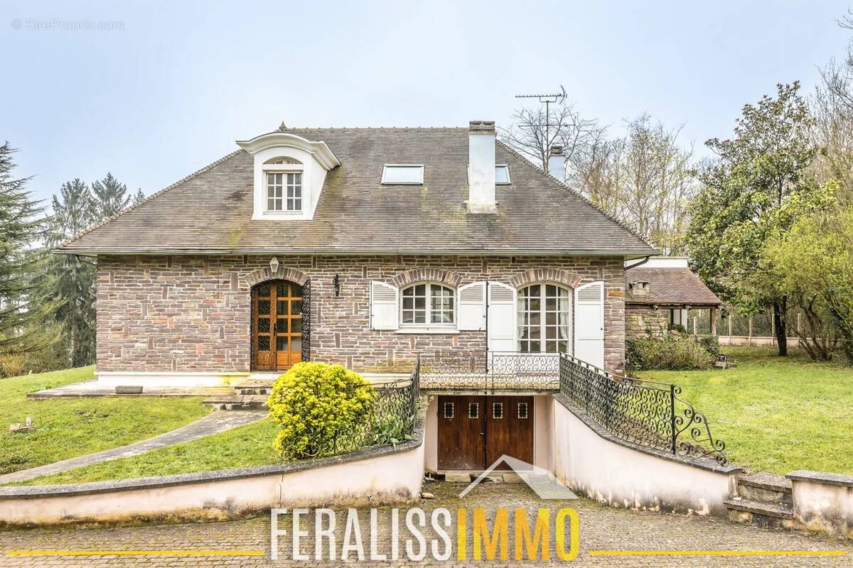 Maison à VAUX-SUR-SEINE