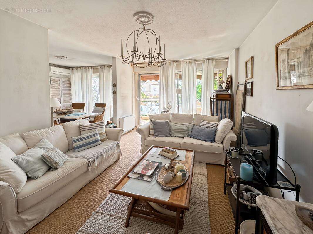 Appartement à SAINT-RAPHAEL