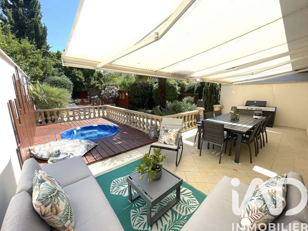 Photo 8 - Maison à LIVRY-GARGAN